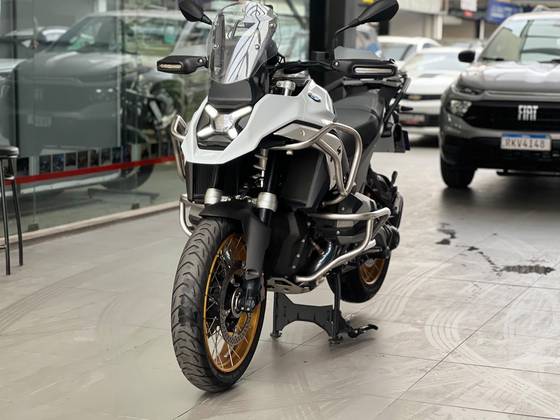 BMW R 1300 GS PLUS BMW R 1300 GS PLUS